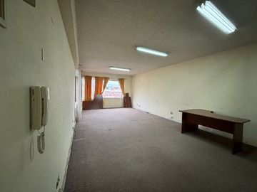 Oficina en arriendo mensual en Se Arrienda Oficina en Valparaíso. - 1 dormitorio, 1 baño