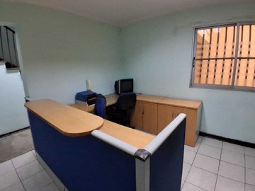Oficina en arriendo mensual en Oportunidad de Inversión en el Centro (175660), Santiago - 6 baños