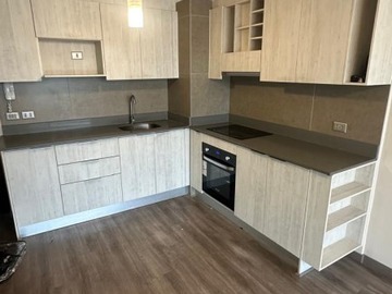 Departamento en arriendo mensual en Estación rojas magallanes, La Florida - 2 dormitorios, 2 baños