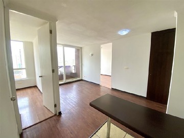 Departamento en venta en Vicuña Mackenna Metro Irarrázaval, Santiago - 2 dormitorios, 2 baños