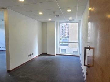 Oficina en arriendo mensual en Oficina arriendo las Condes (162801), Las Condes - 2 dormitorios, 1 baño