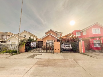 Casa en venta en Casa en Venta en Serena Oriente, La Serena. - 4 dormitorios, 4 baños