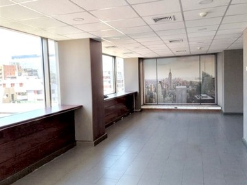 Oficina en arriendo mensual en Av Apoquindo/ Metro el Golf, Las Condes