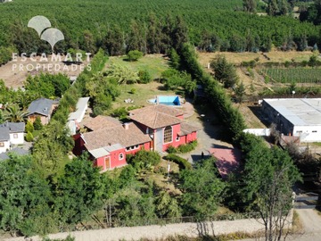Casa en venta en Callejón Los Migueles, Rengo - 4 dormitorios, 5 baños