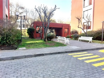 Departamento en venta en Las Tranqueras-Lo Beltran-Colegio Manquehue-San Esteban, Vitacura - 3 dormitorios, 2 baños