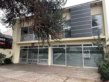 Local Comercial en arriendo mensual en Local Comercial en Av Pablo Neruda de 130 m2 (154370), Temuco - 3 baños