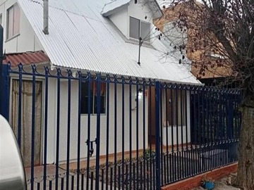 Casa en venta en Villa lomas de Lircay, Talca - 4 dormitorios, 1 baño