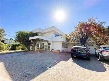 Casa en venta en Martin de Zamora, Las Condes - 14 dormitorios, 4 baños