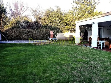 Casa en arriendo mensual en Cerca de Colegio San José de Chicureo (174416), Colina - 4 dormitorios, 3 baños
