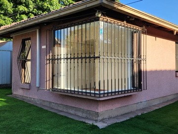 Casa en arriendo mensual en Quebrada de macul, Peñalolén - 3 dormitorios, 2 baños