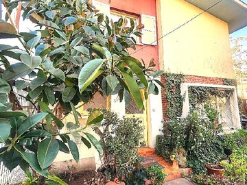 Casa en venta en Excelente casa para Remodelar buena ubicacion (174895), La Reina - 4 dormitorios, 4 baños