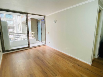 Departamento en venta en 2D + 1B+Bodega,Metro Santa Lucía (11788), Santiago - 2 dormitorios, 1 baño