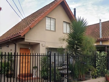 Casa en venta en Los Torreones, Villa Alemana - 4 dormitorios, 3 baños