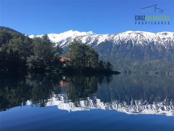 Casa en venta en Espectacular Isla en el Lago Las Rocas, Puelo Alto, Cochamó - 6 dormitorios, 4 baños
