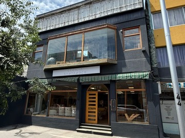 Casa en arriendo mensual en Arturo prat con calle tarapacá, Santiago - 2 dormitorios, 2 baños