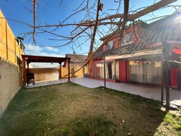 Casa en venta en ., La Florida - 4 dormitorios, 2 baños