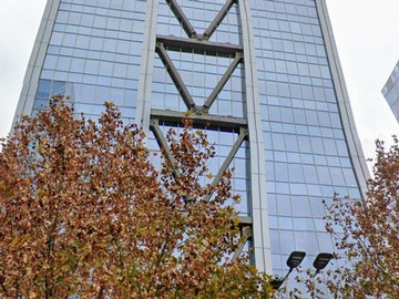 Oficina en arriendo mensual en Cerro El Plomo, metro Manquehue, Las Condes - 4 dormitorios, 2 baños