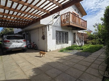 Casa en venta en Gran Casa Familiar La Reina | 522m² de Terreno (181598), La Reina - 6 dormitorios, 4 baños