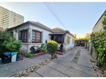 Casa en venta en Octava avenida, San Miguel - 6 dormitorios, 2 baños