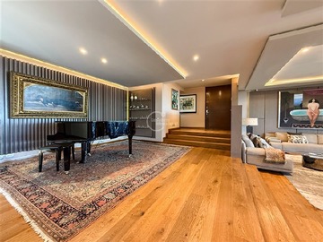 Departamento en venta en Quinchamali, Las Condes - 5 dormitorios, 5 baños