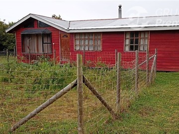 Casa en venta en Avenida Alto Bonito 4, lote a, Puerto Montt, Chile, Puerto Montt - 4 dormitorios, 2 baños