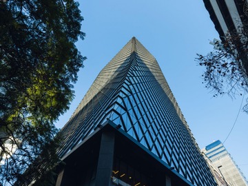 Oficina en arriendo mensual en Edificio Torre Huérfano, Santiago - 10 dormitorios, 6 baños