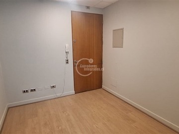 Oficina en arriendo mensual en Estoril, Las Condes - 1 baño