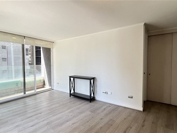 Departamento en venta en Entre Carmen y Lira Frente al Cop, Santiago - 2 dormitorios, 2 baños