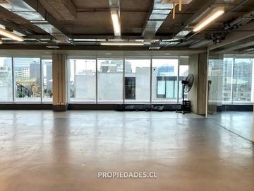 Oficina en arriendo mensual en Antonio Bellet - Pérez Valenzuela, Providencia - 3 baños