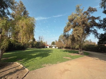 Parcela en venta en Las Encinas, Colina - 4 dormitorios, 4 baños