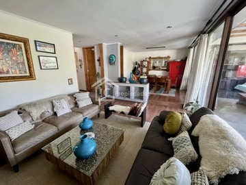 Casa en venta en Chamisero, Colina - 5 dormitorios, 4 baños