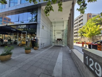 Oficina en venta en Eliodoro yáñez con tobalaba, metro colón, Providencia - 1 dormitorio, 1 baño