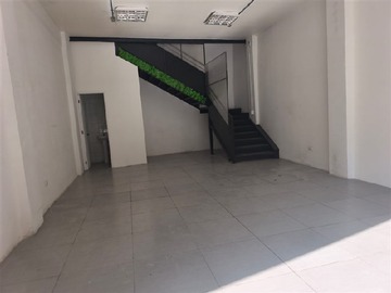 Oficina en arriendo mensual en barrio república, calle salvador Sanfuentes 2, Santiago - 1 baño
