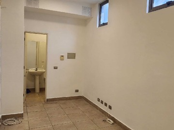 Bodega en venta en Bodega u Oficina Lo Barnechea (178288), Lo Barnechea