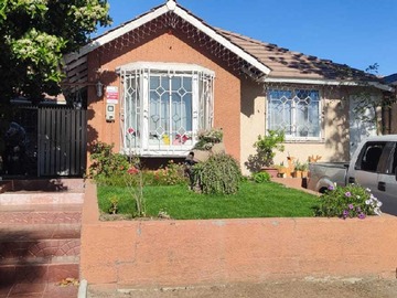 Casa en venta en Moderna casa con quincho (169518), Puente Alto - 4 dormitorios, 2 baños