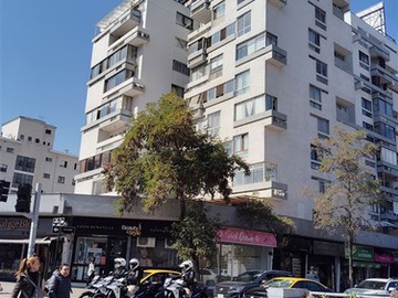 Departamento en venta en Departamento en venta metro los leones, Providencia - 3 dormitorios, 2 baños
