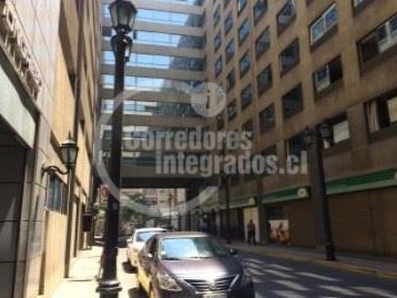 Oficina en venta en Morande / Teatinos, Santiago - 1 dormitorio, 1 baño