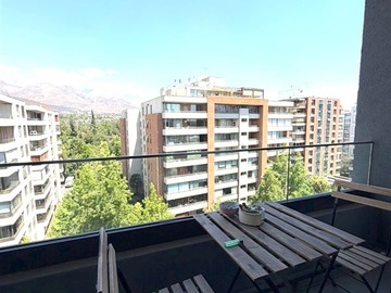 Departamento en arriendo mensual en Av Las Condes con La Cabaña, Las Condes - 1 dormitorio, 1 baño