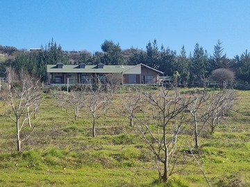 Parcela en venta en Camino las tinajas, Melipilla - 4 dormitorios, 3 baños