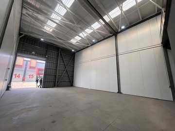 Oficina en arriendo mensual en Vespucio City Box, Renca - 3 baños