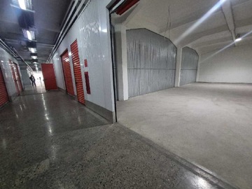 Bodega en arriendo mensual en Bodega + C. Negocios. S/garantía. Solo Dicom (173221), Santiago