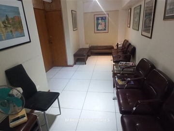 Oficina en venta en Av. Apoquindo 4100, Las Condes - 3 dormitorios, 3 baños