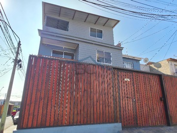 Casa en venta en Se vende gran casa esquina ampliada sólida. (176354), Antofagasta - 5 dormitorios, 2 baños
