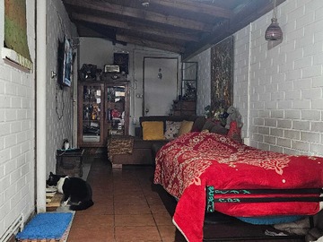 Local Comercial en venta en Casa con patente comercial (165788), Quilicura - 2 baños