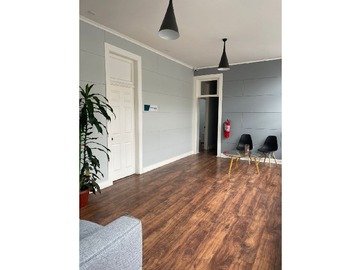 Oficina en arriendo mensual en calle bories, Punta Arenas - 5 dormitorios, 2 baños