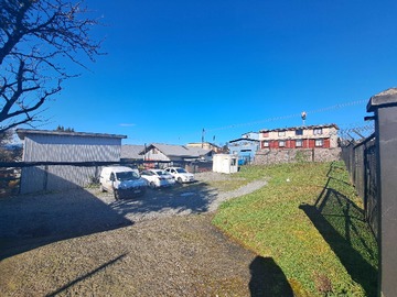 Oficina en venta en Venta amplia propiedad comercial (76027), Puerto Montt - 4 baños