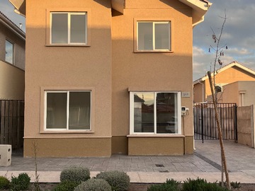 Casa en arriendo mensual en Moderna casa 3 Dorm 3 Baños en condominio (179071), Padre Hurtado - 3 dormitorios, 3 baños