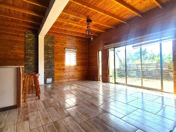 Casa en arriendo mensual en Las piñatas, Algarrobo - 4 dormitorios, 2 baños