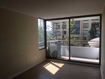 Departamento en venta en Depto. Metro Lo Vial, Renovado, con Bod y Est (96774), San Miguel - 3 dormitorios, 2 baños