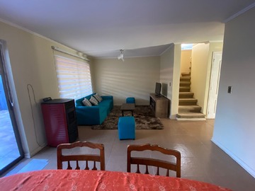 Casa en arriendo mensual en Montahue, Los Ángeles - 4 dormitorios, 3 baños